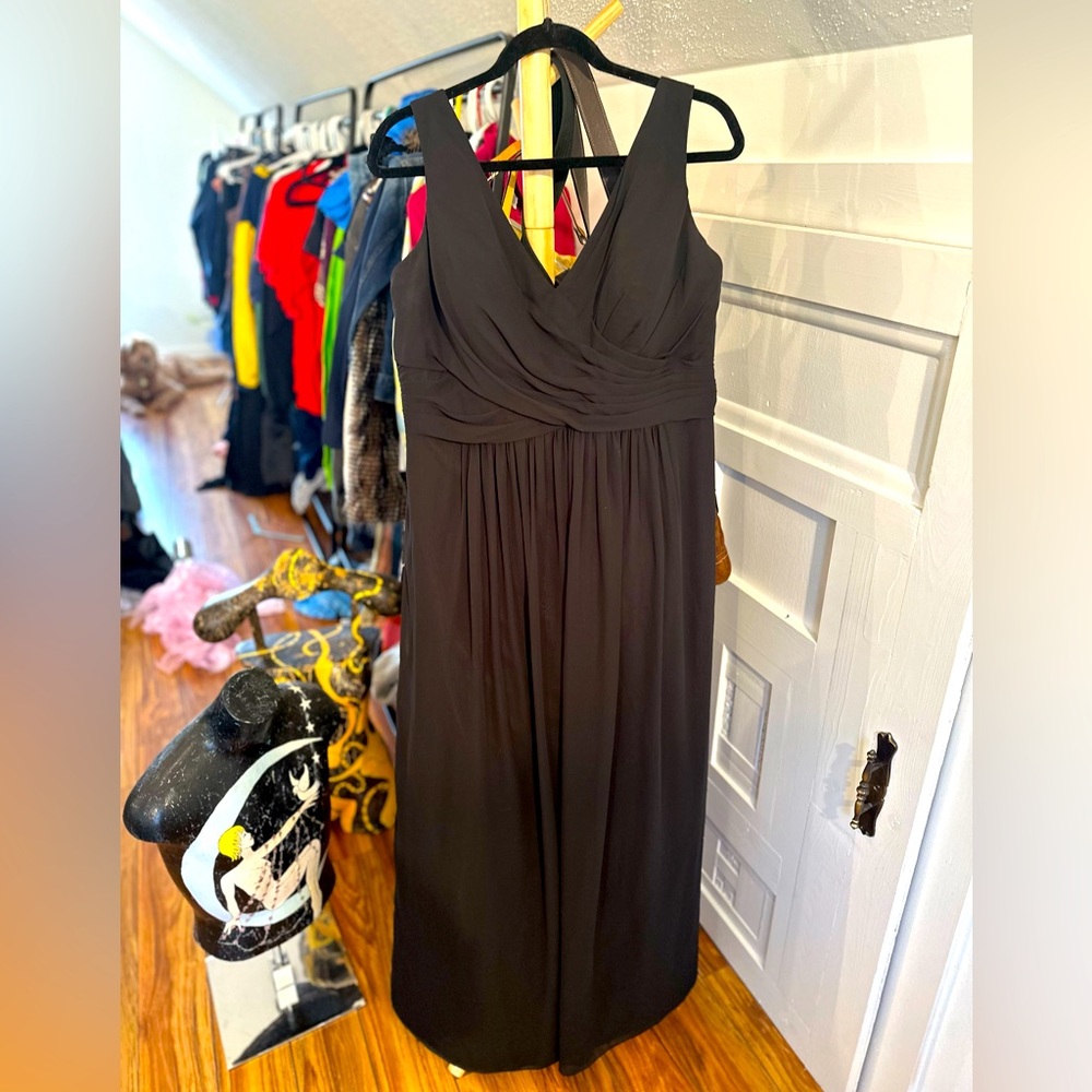 Bill Levkoff black bridesmaid dress, size 20